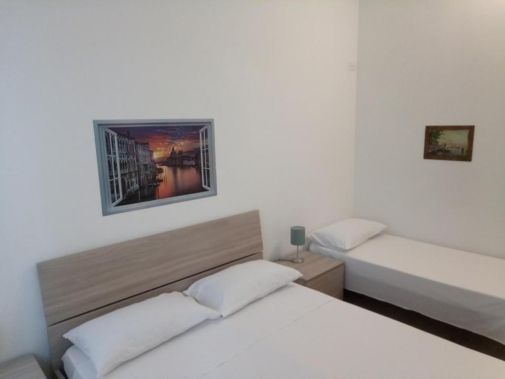 Sunshine30Mt Tram Ingresso Indipendente Wifi Venezia Free Parkアパートメント エクステリア 写真